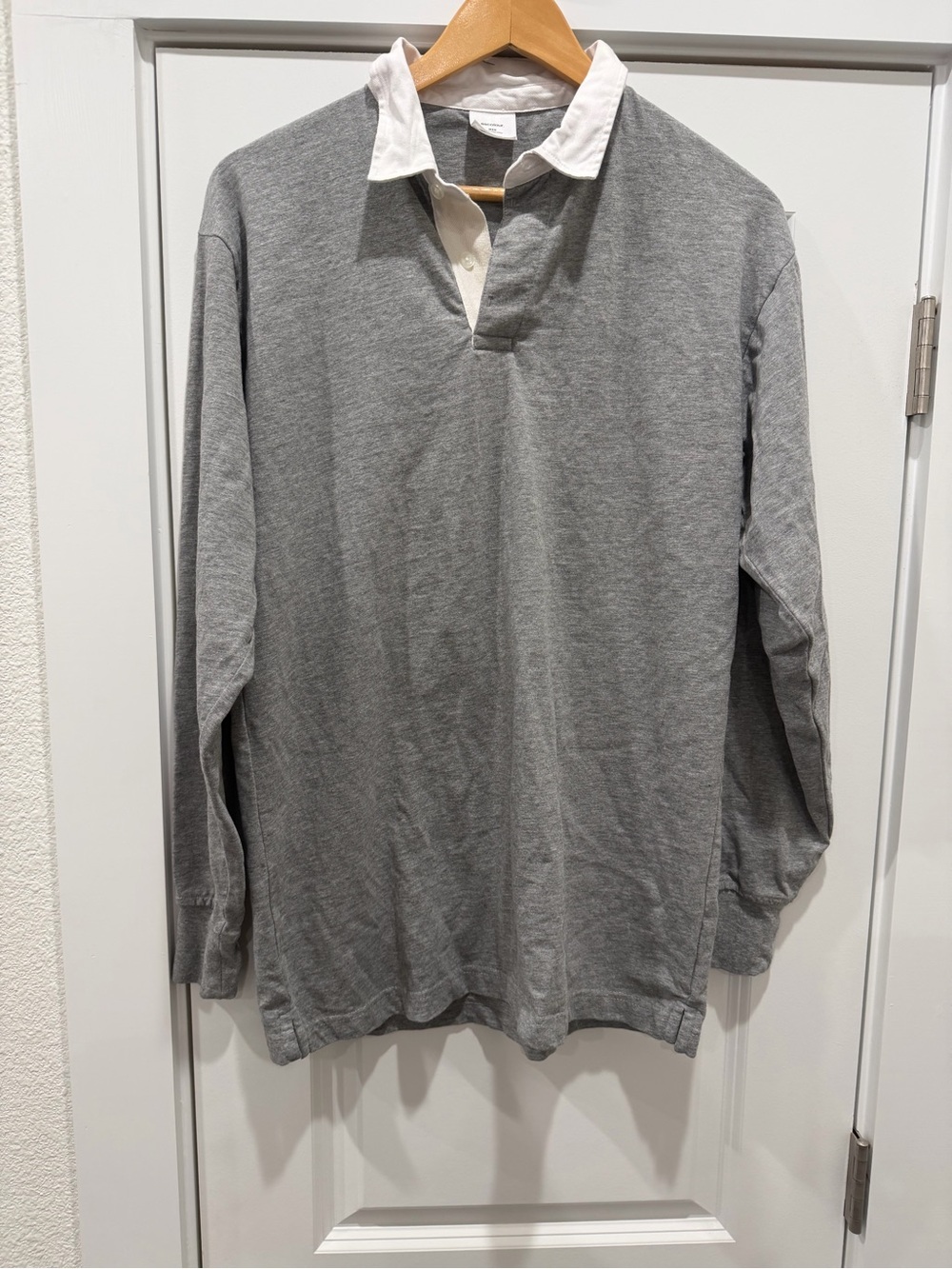 Men's Long-Sleeve Rugby Polo Shirt with White Collar - Gray